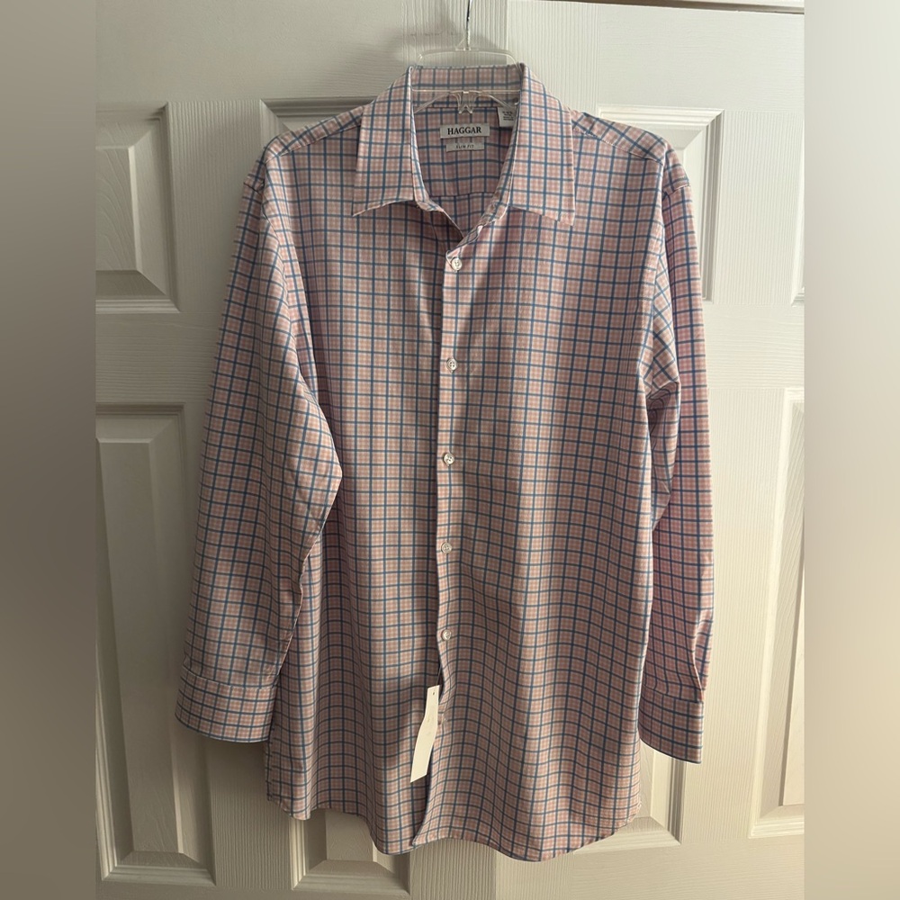 Haggar Men's Pink and Blue Checkered Shirt